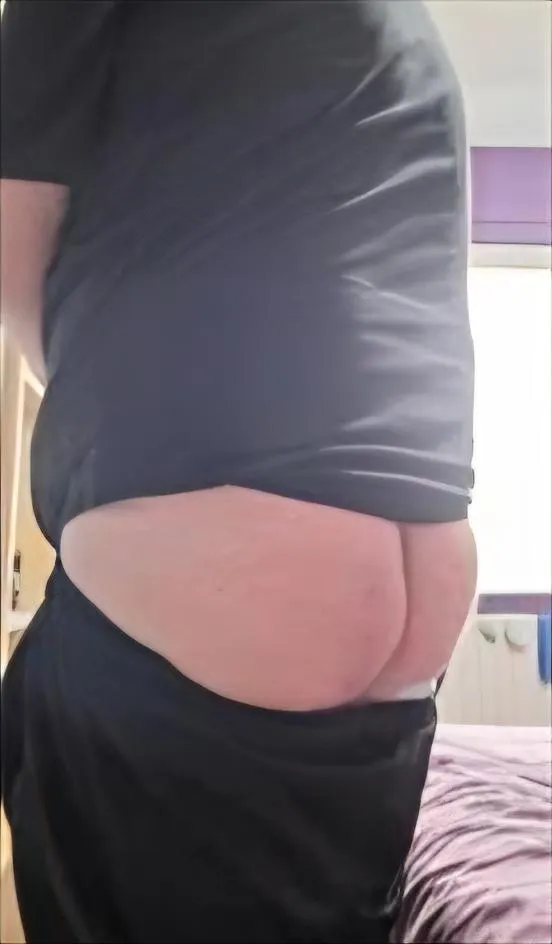 47 m bottom. Looking to meet outdoors in the trees and to have my ass destroyed. Middlesbrough area. DM me if interested posted by bloatedcockandballs