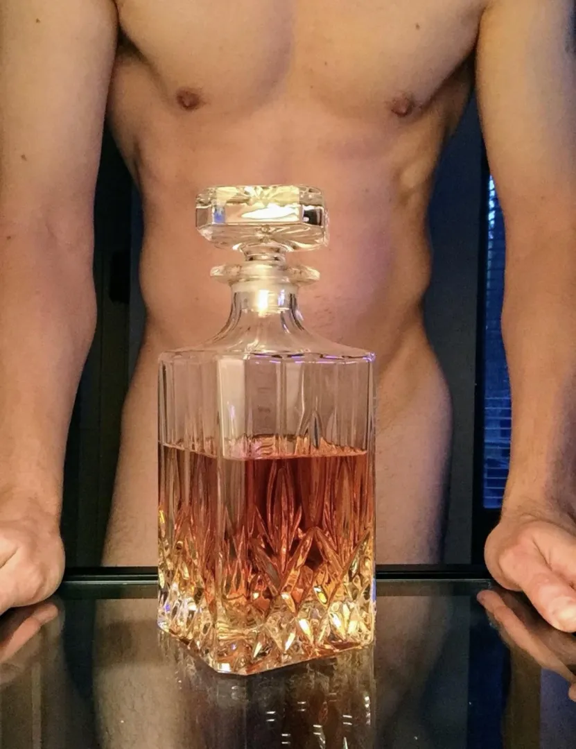 47 [M4F] 9” Fit Clean-Cut Dom in Roswell – Seeking Talented Deepthroat Submissive. OTP North posted by Birdstrike1