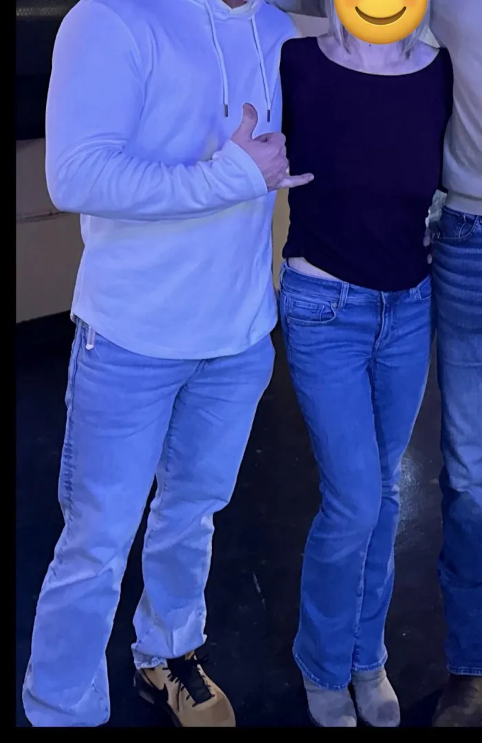 47 MF looking for a bull posted by Early_Buffalo_7288