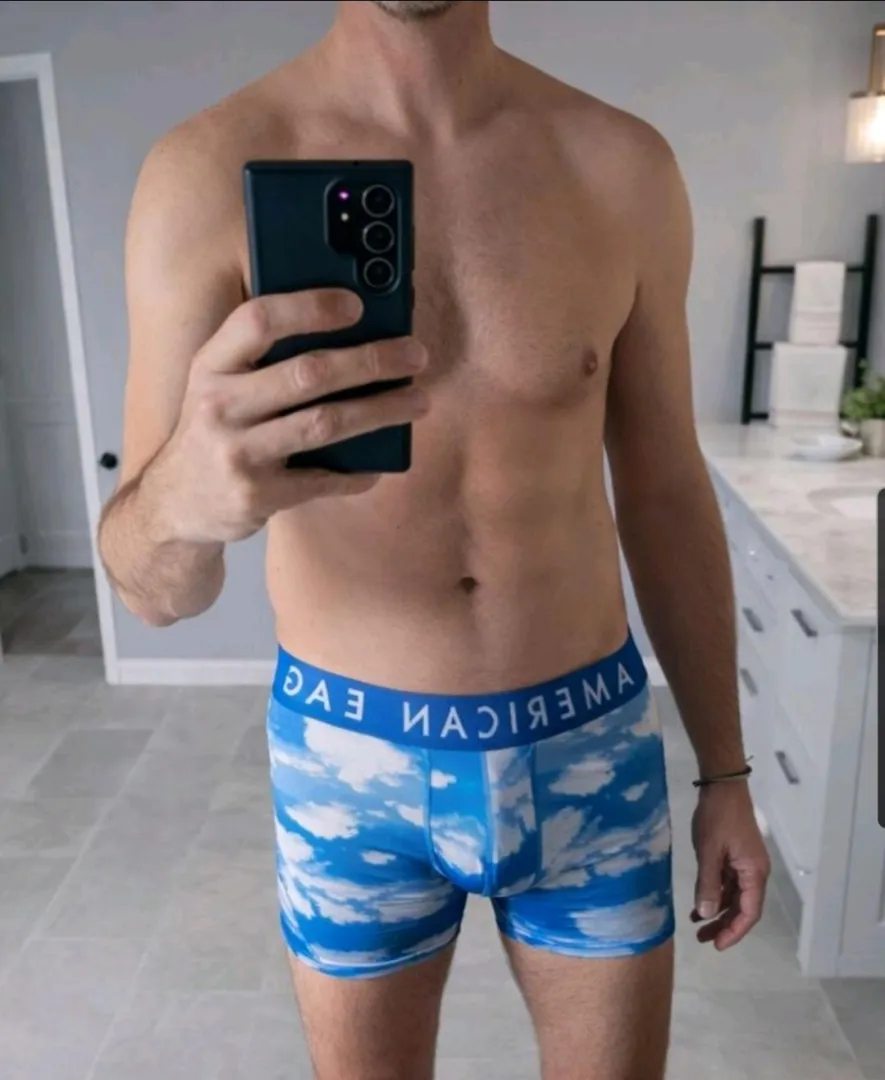 48 - looking for a twink/twunk top fwb posted by Fun-War-9434