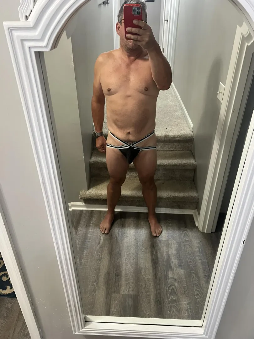 50 bi male verse bottom looking for group of men or 1 on 1. DOM/sub+ posted by jmad456