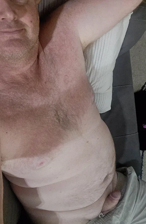 (50) First time showing myself. Poking out a little too by Lova-not-a-fighter