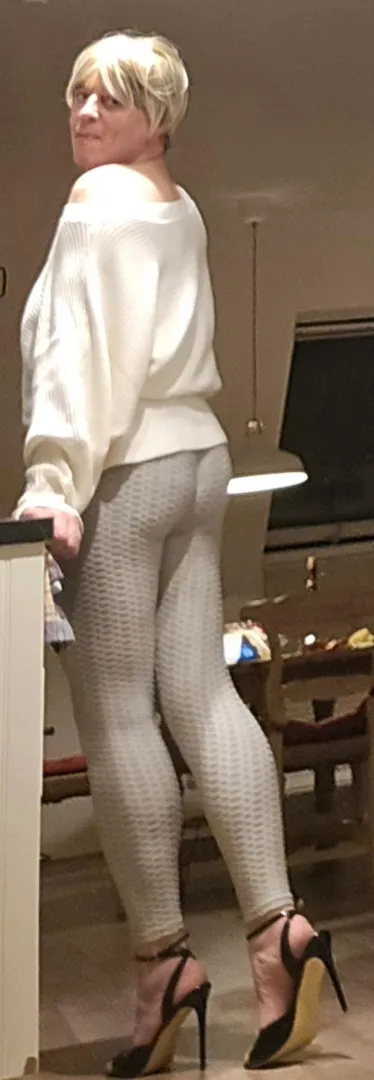 ❤ (52) if I remove my leggings for you, will you let me keep my heels on?❤ posted by EnglishRosexxxxx