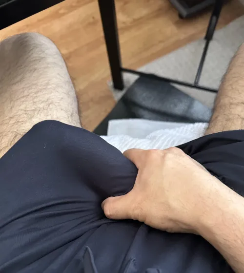 [52] M4M <Sacramento> – Discreet Bi Male Into JO, HJs, BJs, Edging, Frotting, and STR8 Porn. Also into muscle worshiping. Can host! by ucdavisdude