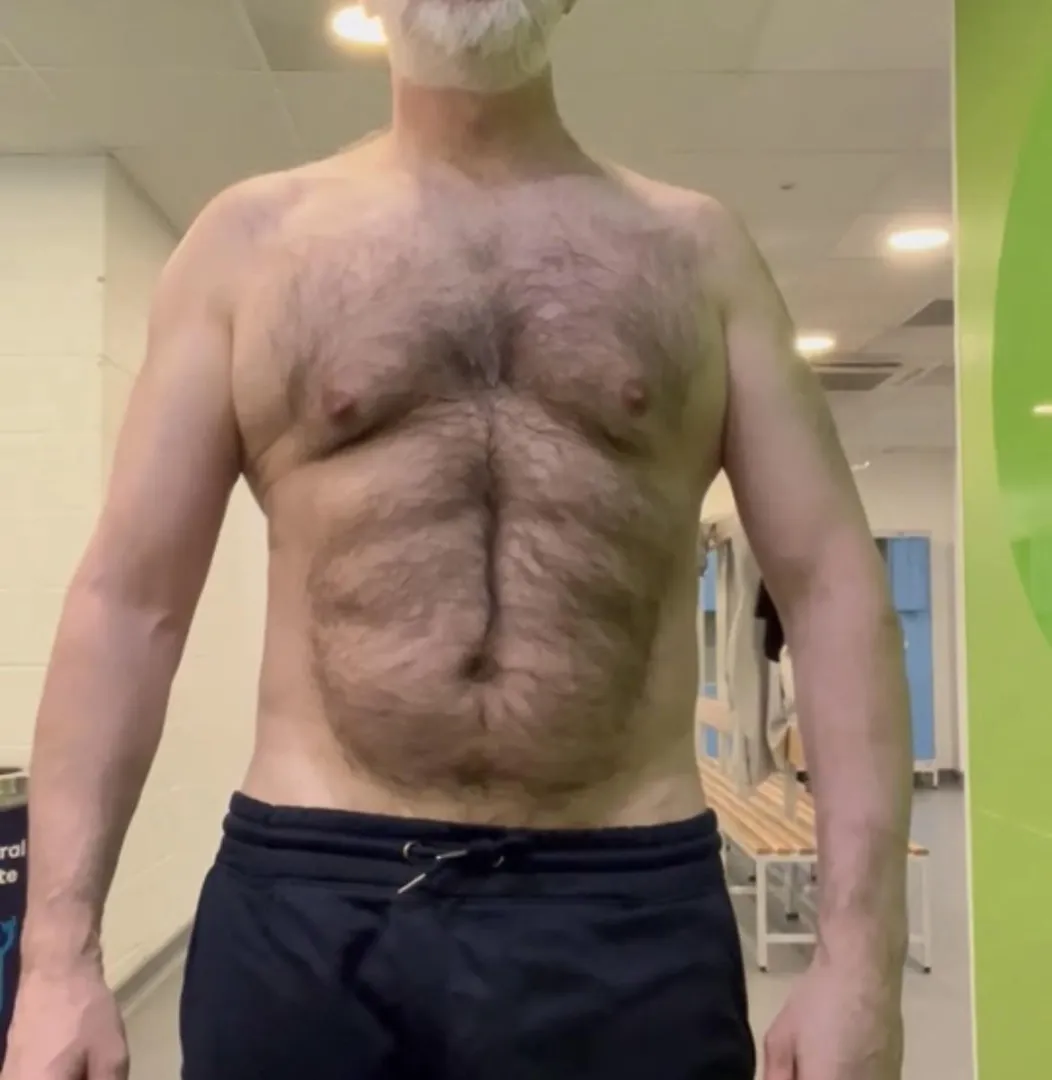 53 [M4M] (Glasgow) Salt n pepper beard, hairy dad bod, Scottish guys only plz, Looking for guys 20 to 35, SC AL48UK posted by PossessionOpposite