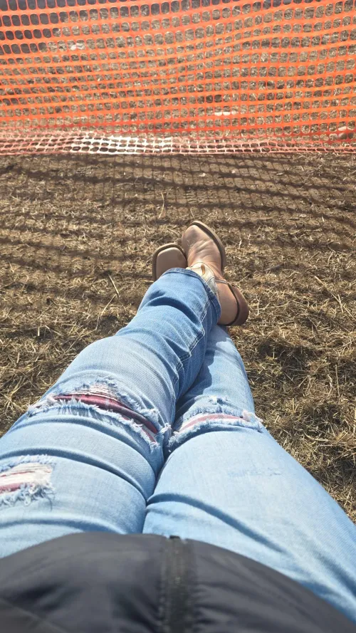 54 in February wtf by legsofatemptress