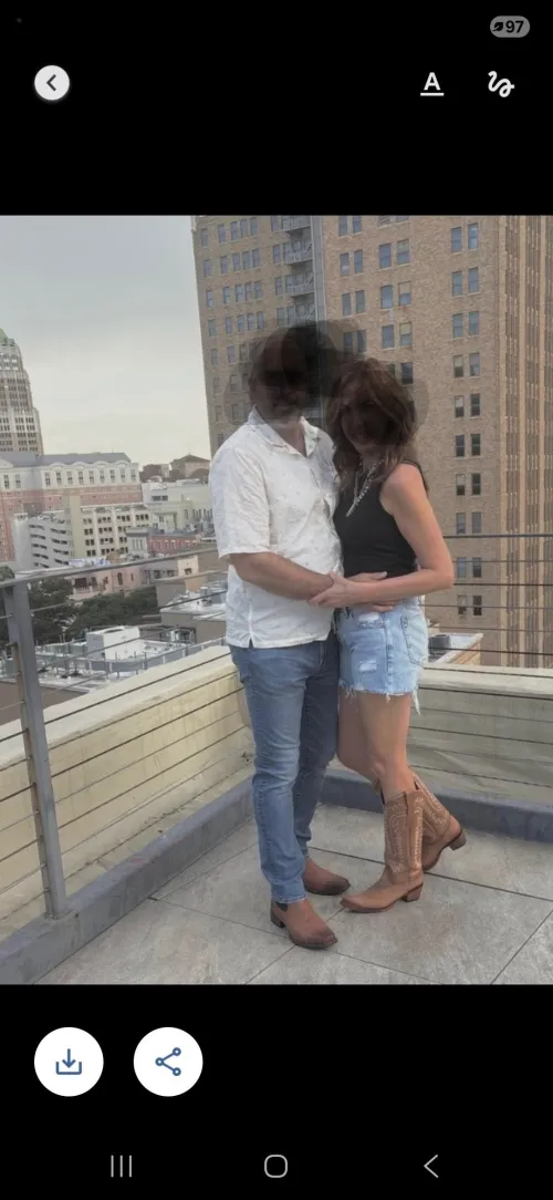 55/46mw looking for attractive couples for fun by krisscott730