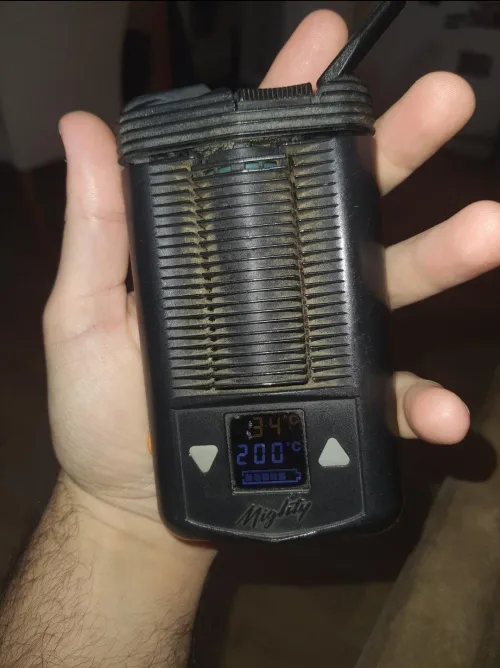 6 years old mighty. Getting scarred. by Noam92