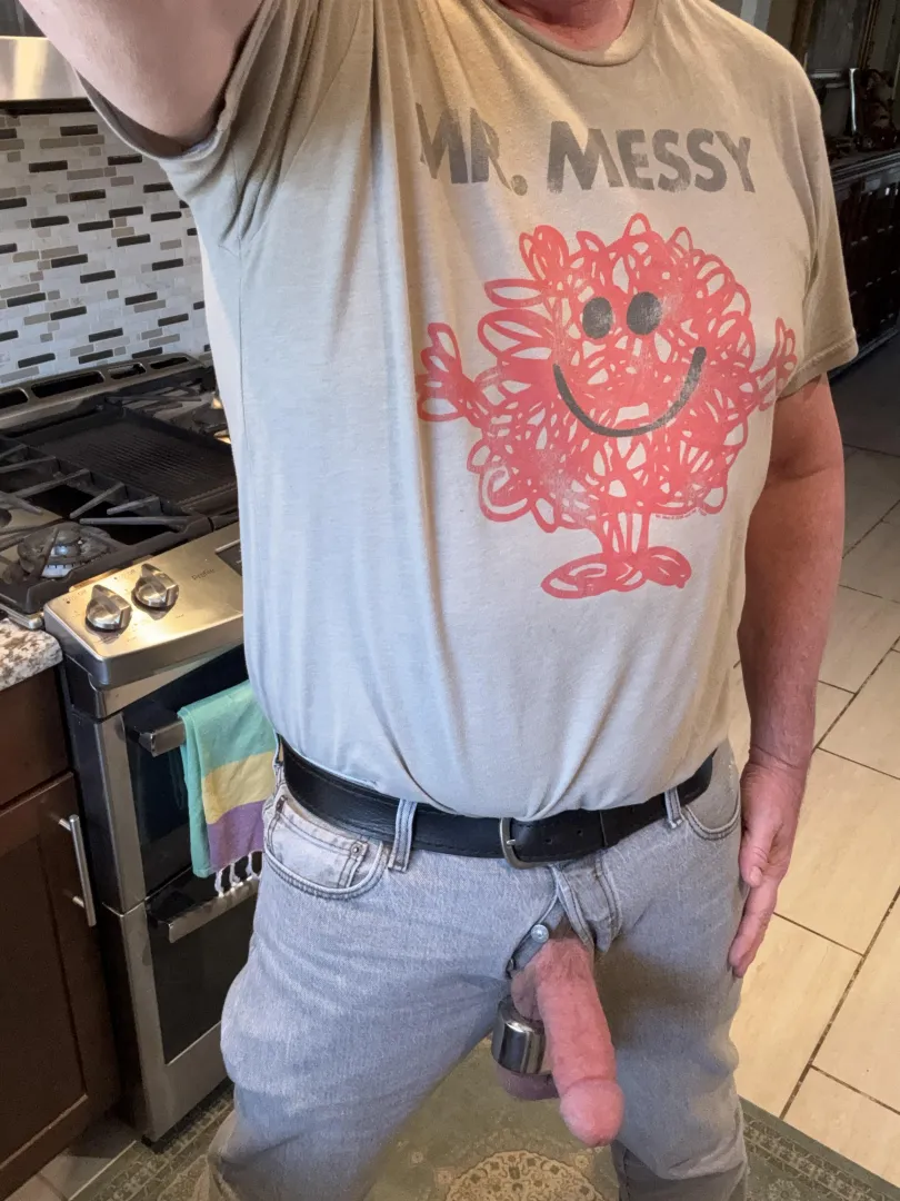 (60) wanna get messy in the kitchen …. posted by stretcher_daddy