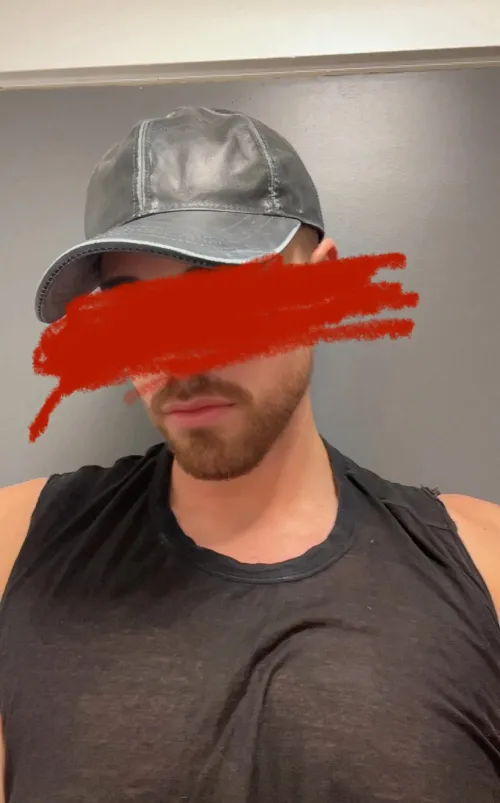 6’6 Straight Alpha. F@gs Send to Worship My Superiority by Mundane_Key2378