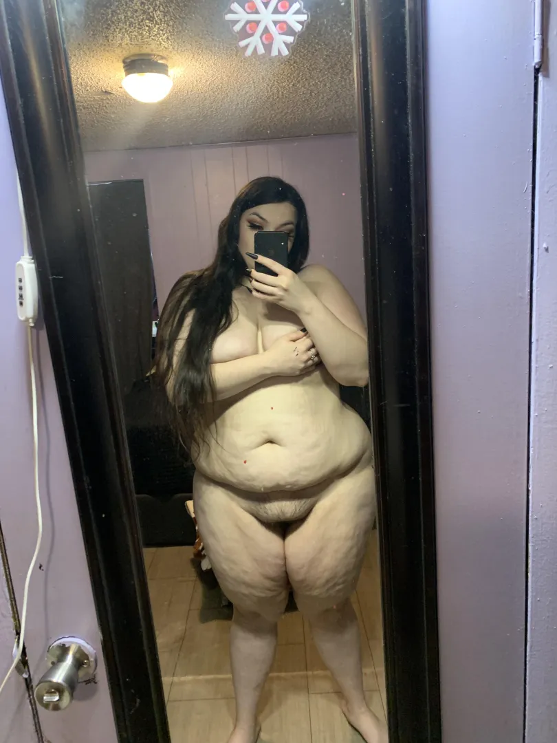 6ft of cellulite posted by redheadrena317