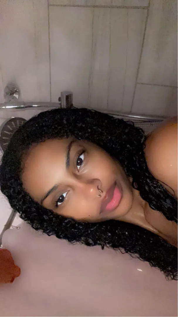 7 day free trial otw  posted by Senai__