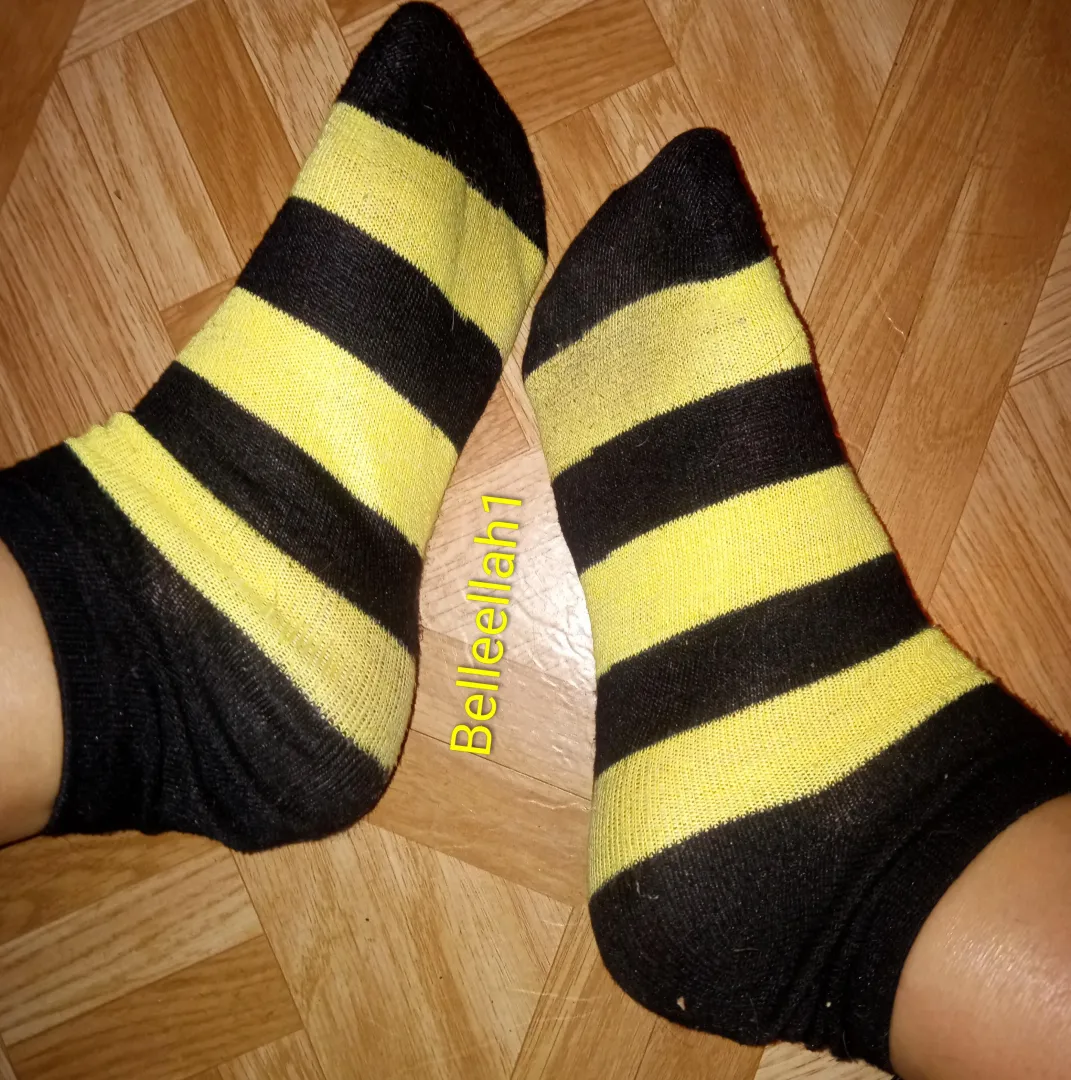 7 day worn socks ready to ship! Lots of sweaty workouts included. Message me to claim posted by Belleellah1