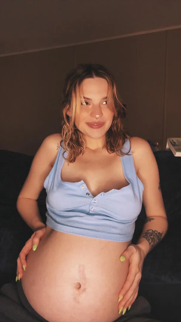 7 months pregnant…knock me up with the next one? posted by Professional-Bar8410