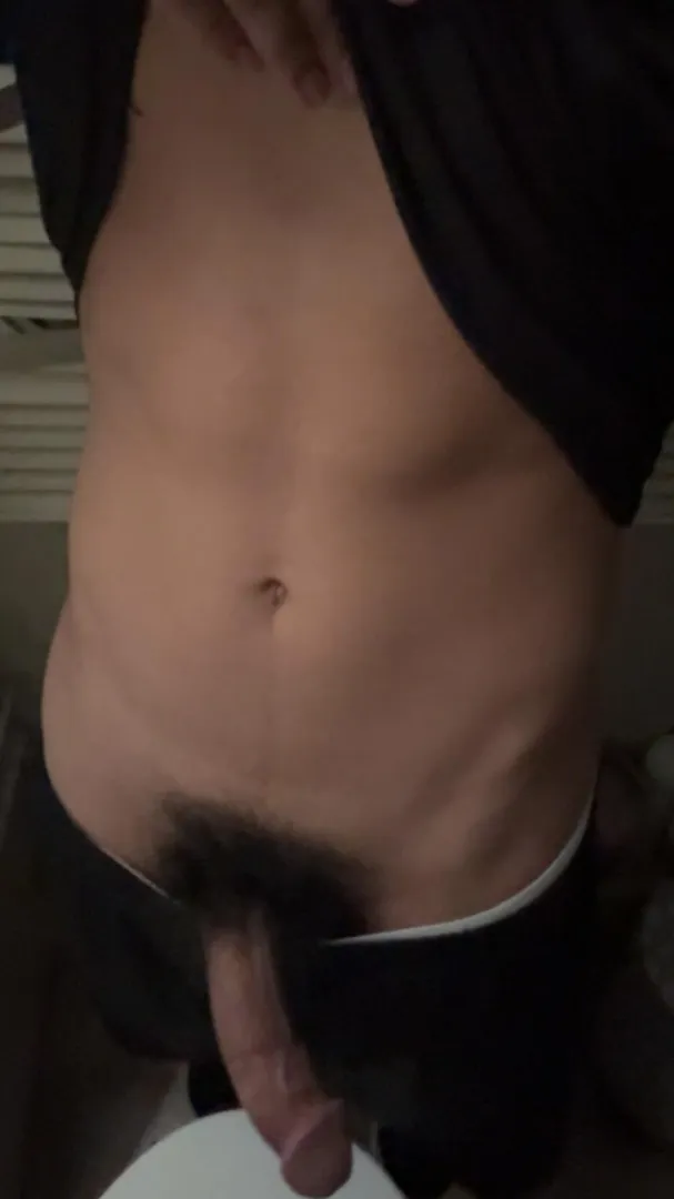 [91740] 18m verse looking for right now can’t host or drive you’ll have to come to me but new to this but down for whatever you want posted by Interesting_Rush7335