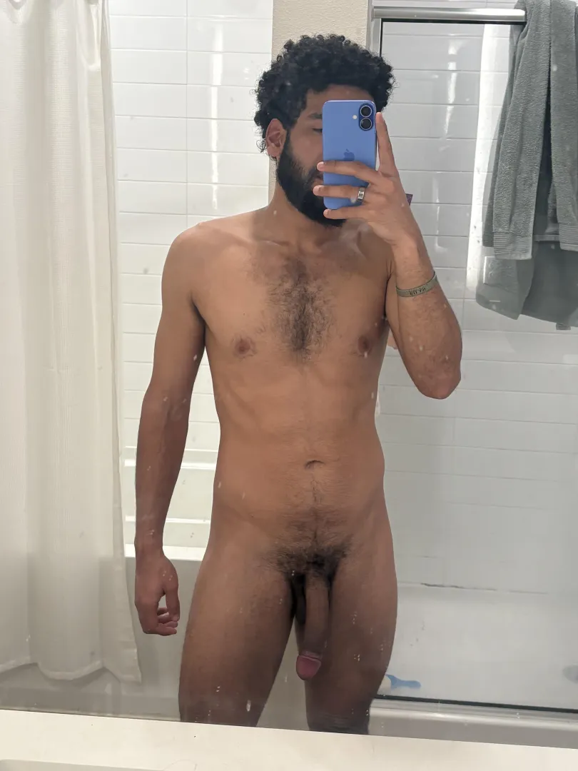 9.5 inch bbc bull, in ATX. Looking for couples and good girls... posted by AnyArmy3725