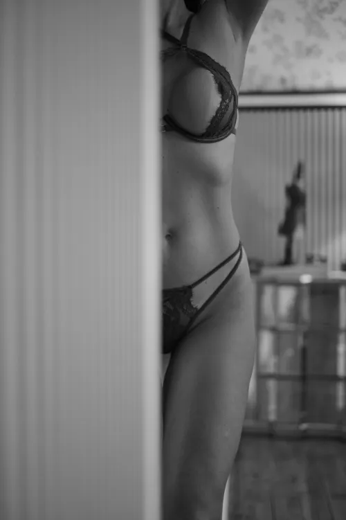 A arte de mostrar sem entregar tudo... by miss_DaniBliss