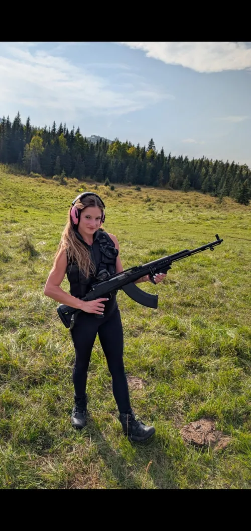 A bit big for me but fun! by UnaBellaPesca