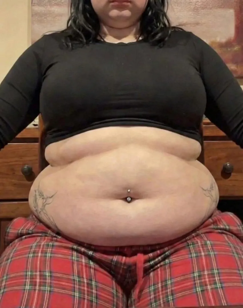 A bit chubby posted by Hottestkiara21