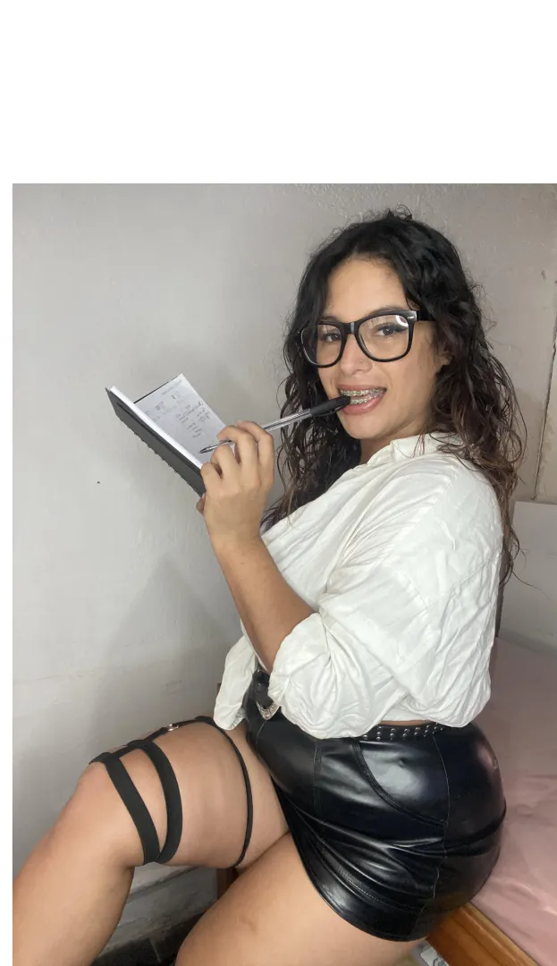 A cheerful teacher means less homework... come and make me happier! posted by doceminina