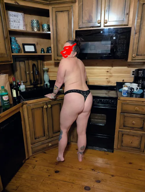 A day inside the cabin while it rains by Texas_Blessing00