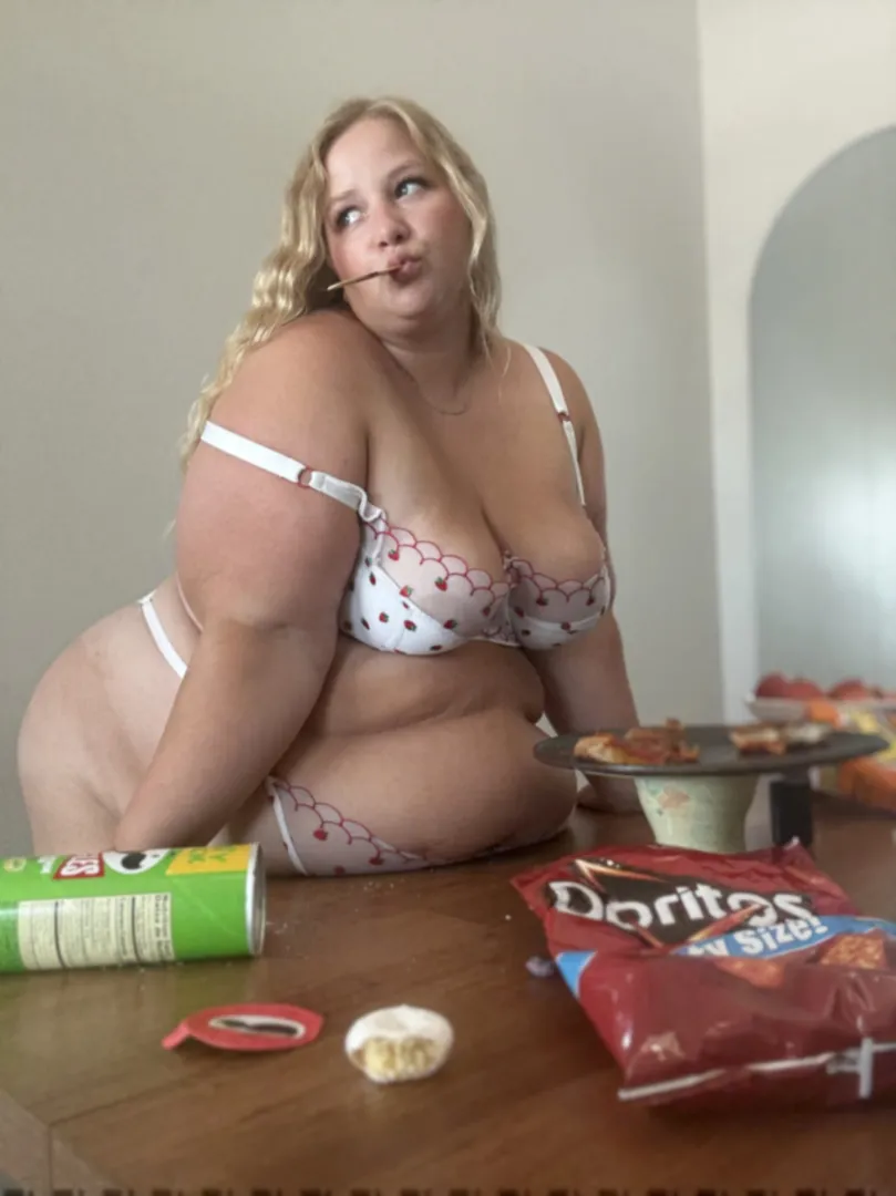 A feast for a princess ;) posted by ceciliaxemily