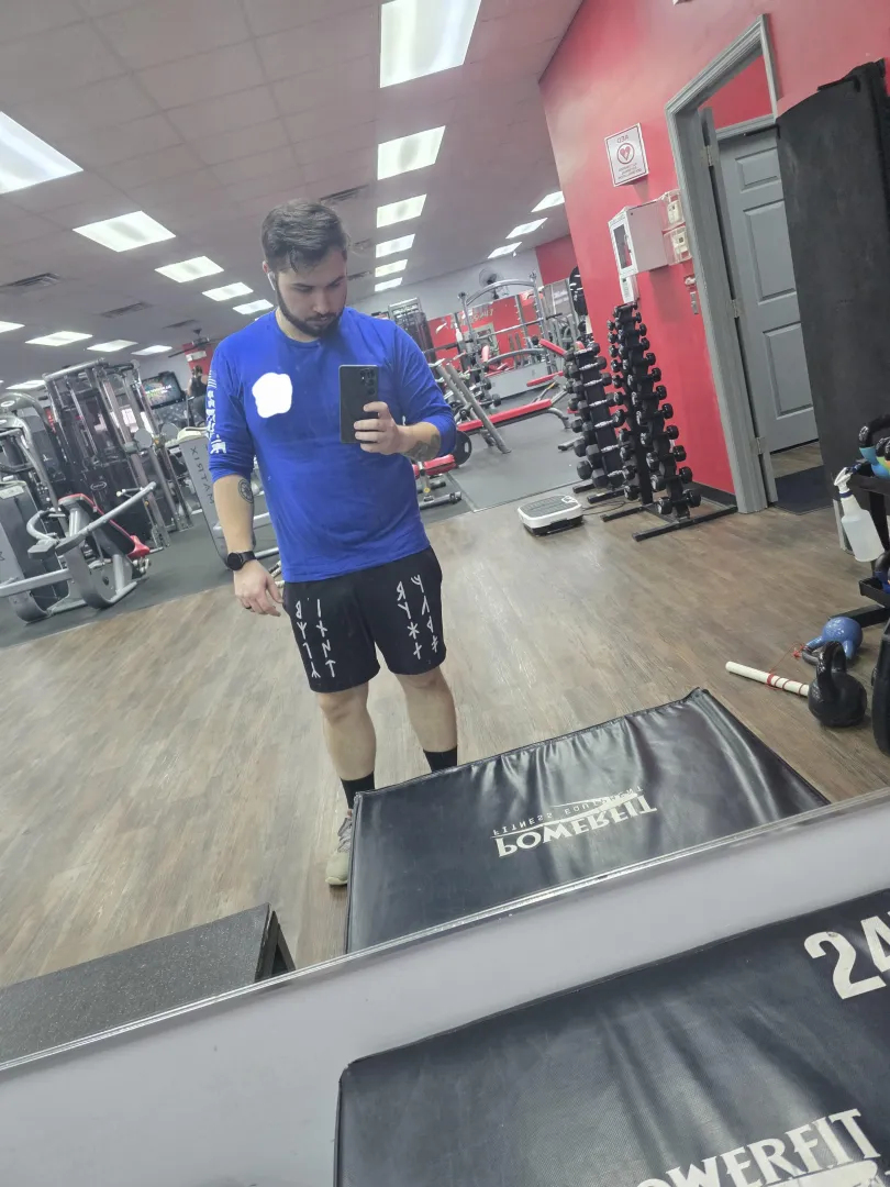 a Fem-dom to keep me going back into the gym would be the ultimate gift! posted by pronalt694201