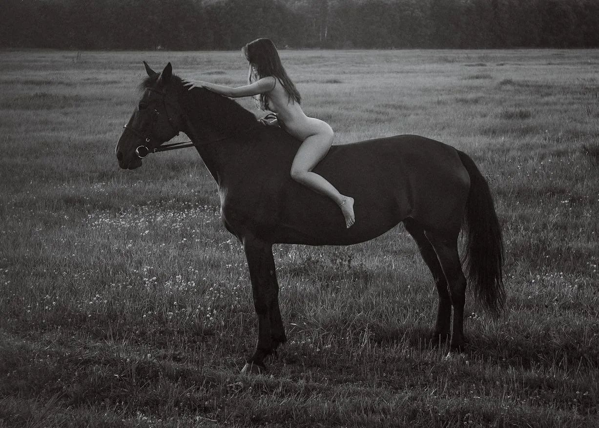 A gentle rub before the ride posted by Inner-Emu7826