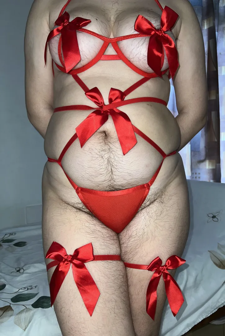 A gift has arrived for you posted by sachashay