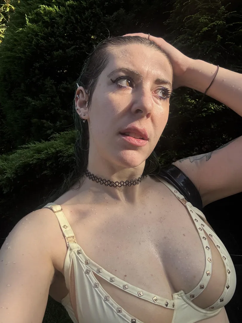 A girl like me deserves your whole savings account posted by sirenskiss3