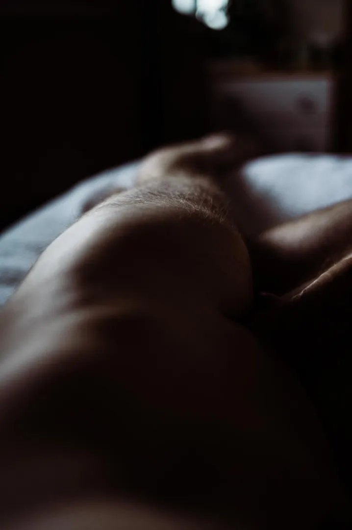 A glimpse for Thighsday... posted by PositiveBod