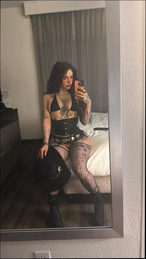 A good slut like me deserves dome spoiling posted by LopsidedLipster