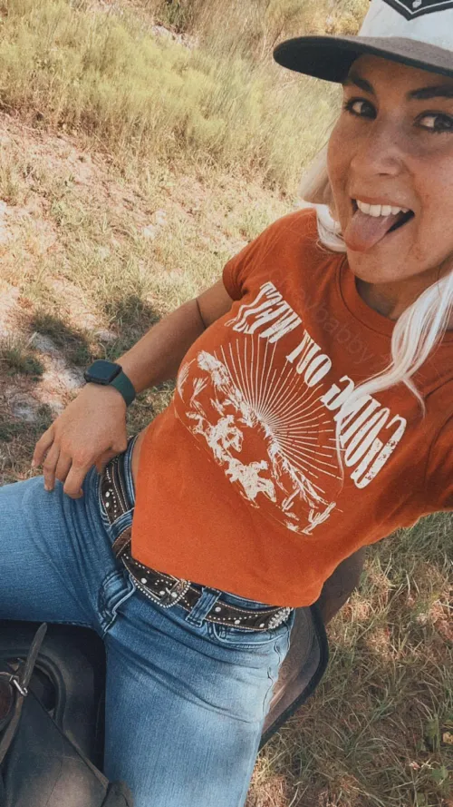 A gorgeous day to ride by cheybabby_777