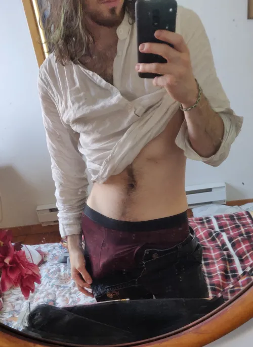 A lil something by thorny_couple