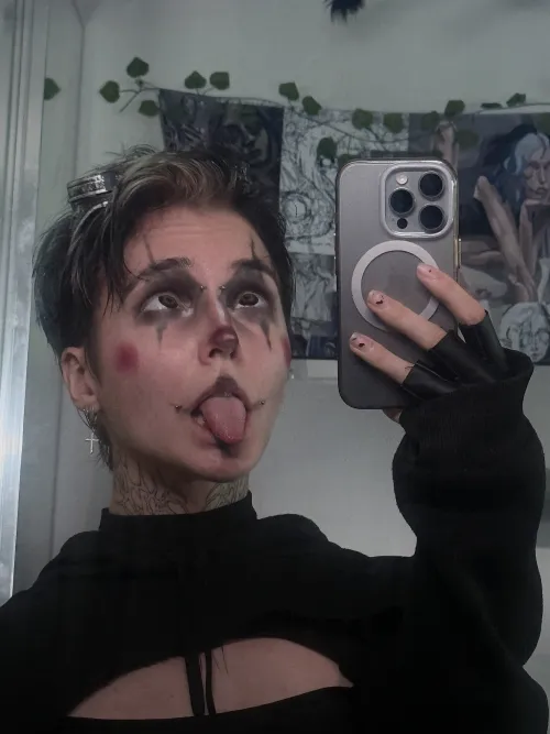 a little cheerful ahegao by kawaiiipunk