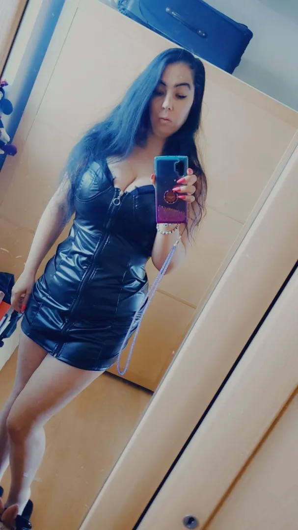 A little dominant maybe?? posted by balkangirl93