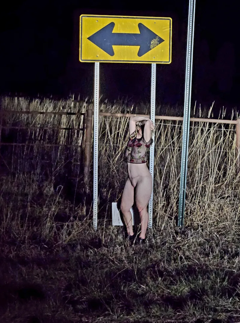 A little stop along the way. posted by subgorgo