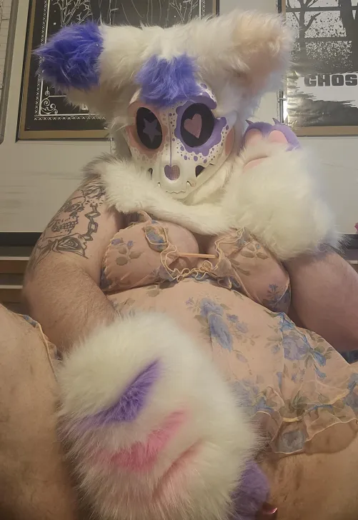 A little tease by FurrociousFurry