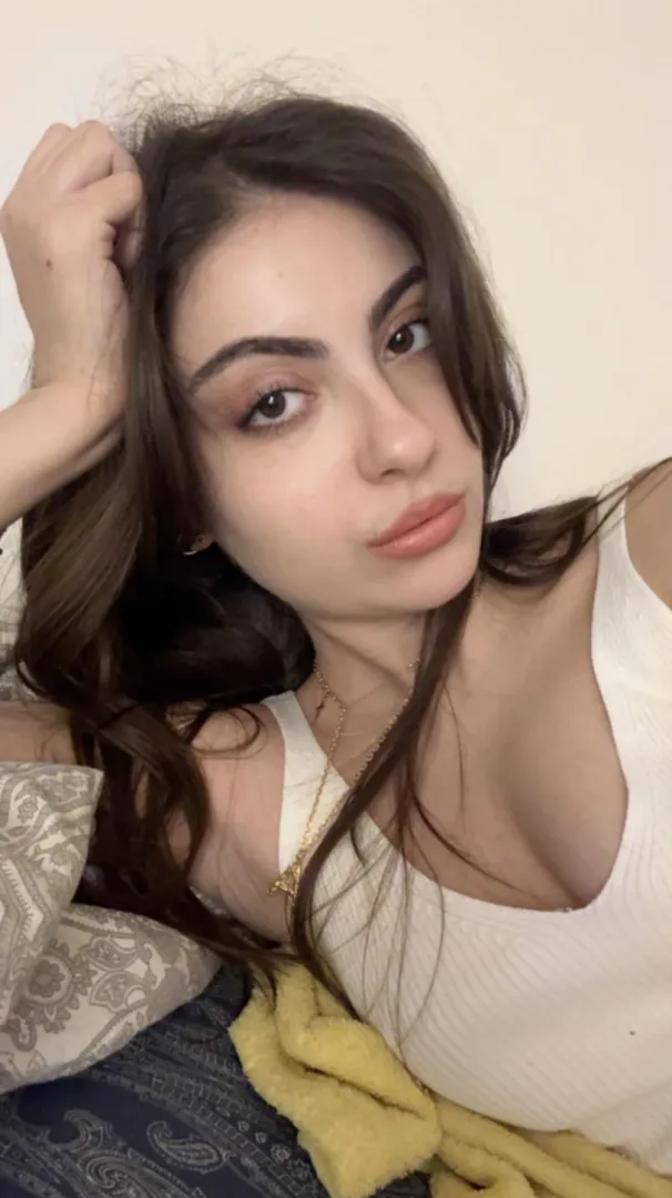 A little tribute, a lot of happiness posted by MistressAlyssaFit