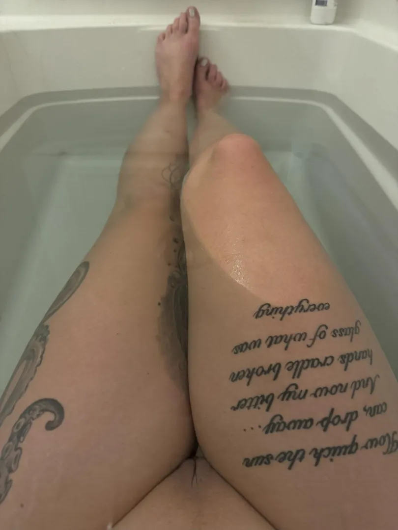 A nice hot bath after walking around your mind all day posted by ilovecoffeeandcarbs