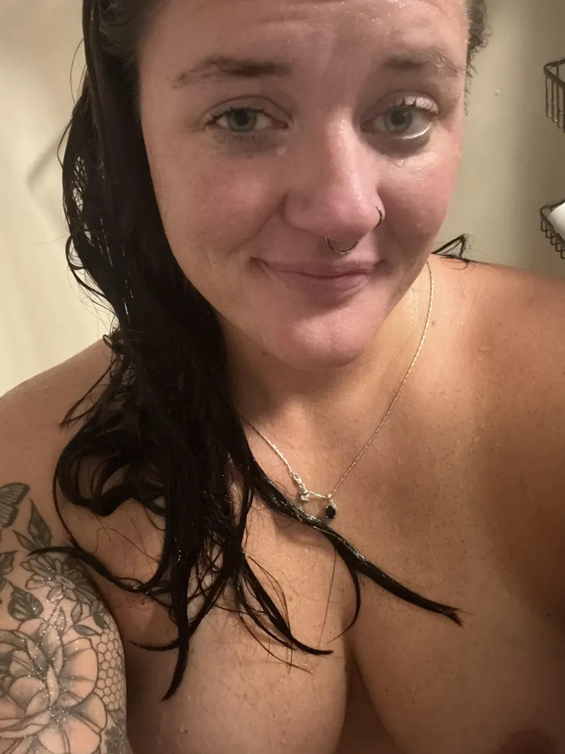 A nice shower to bad I’m all alone  wouldn’t mind getting a little dirty  posted by lil07810