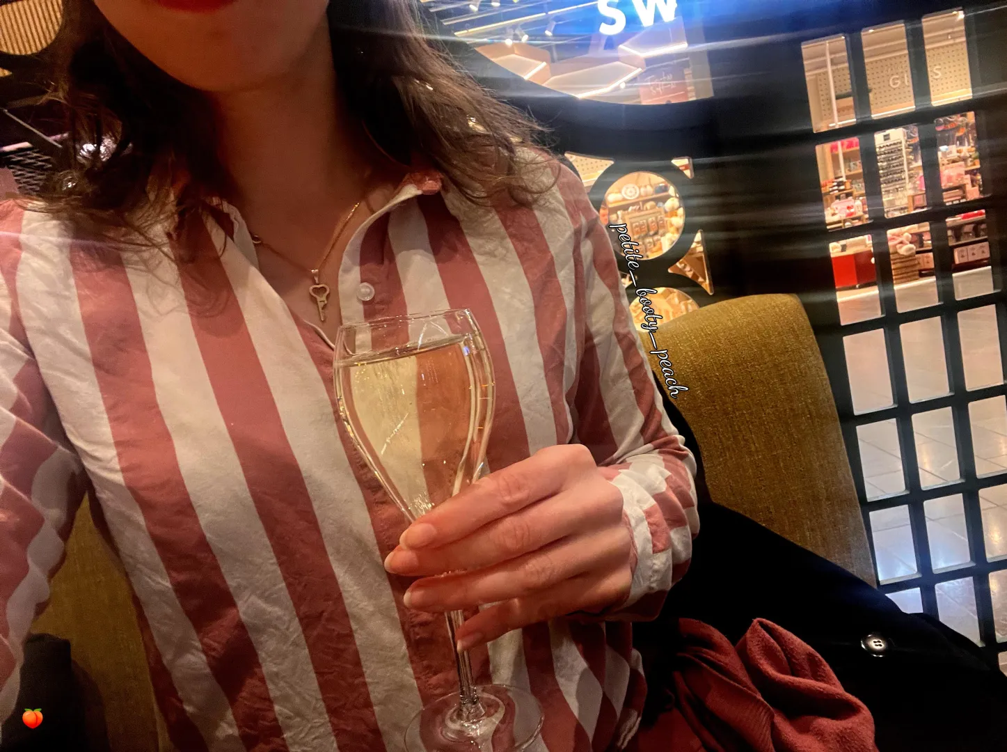 A quick necklace check at the aiport. posted by petite_booty_peach