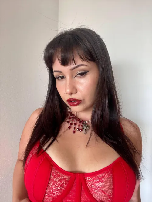 a red as intense and hypnotic as me by demonkreator666