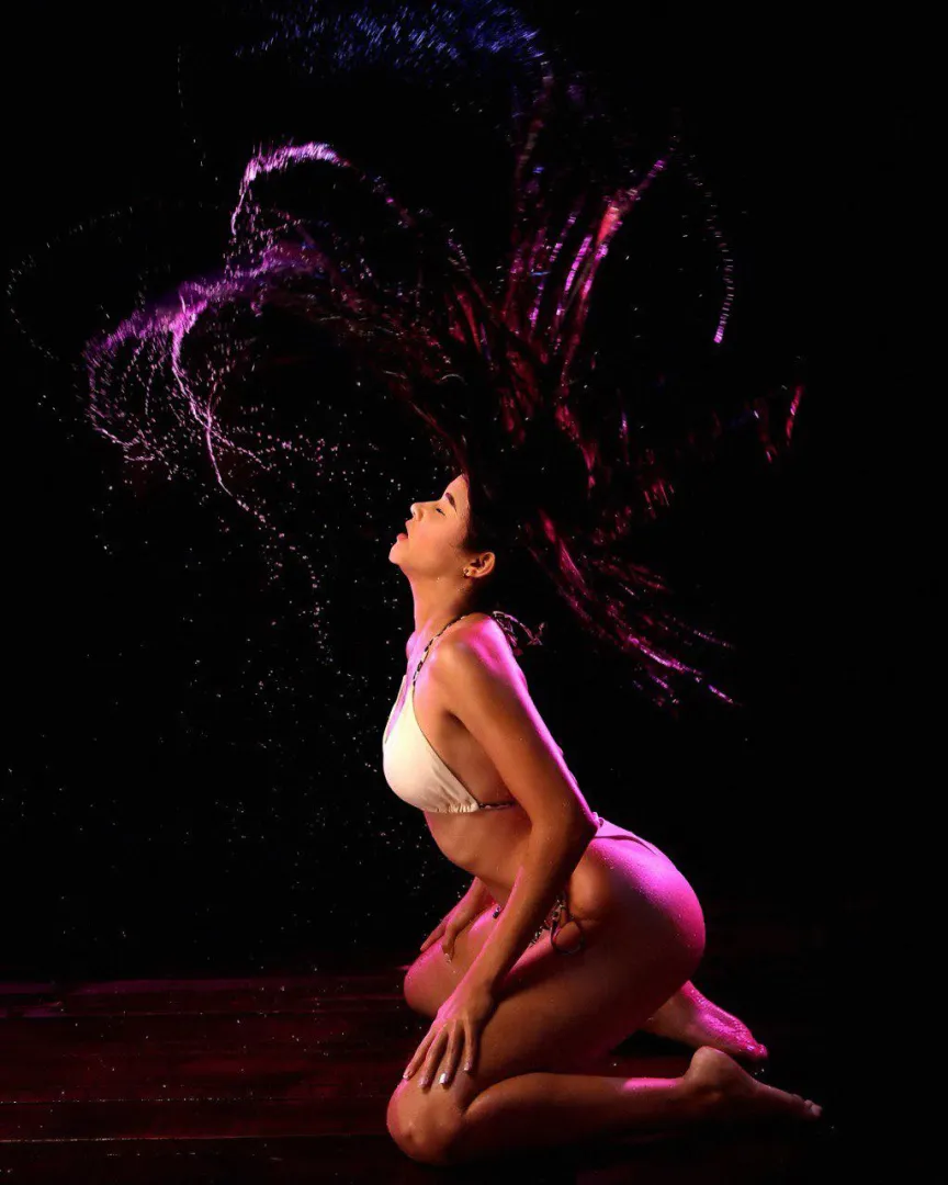 A refreshing session posted by stefannyxoxo