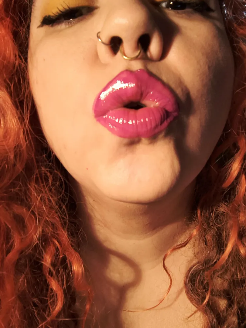 A shiny good night kiss  posted by [deleted]