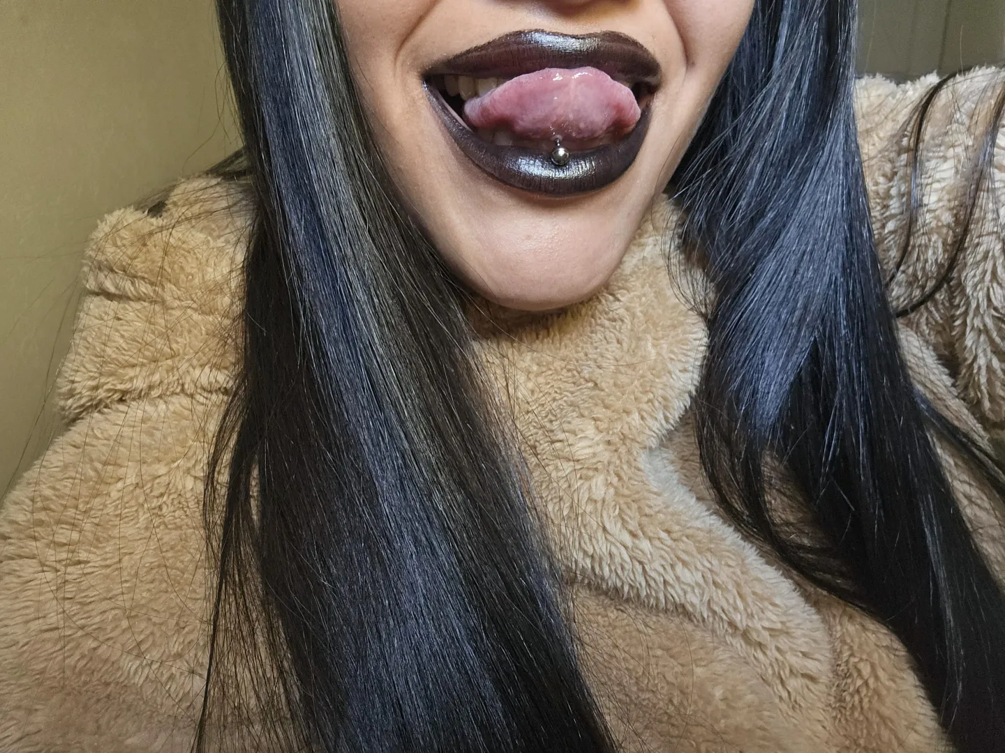 A touch of my lips on your body could obsess you posted by glez333