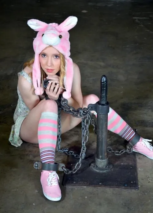 A trapped bunny by Justin-Tym