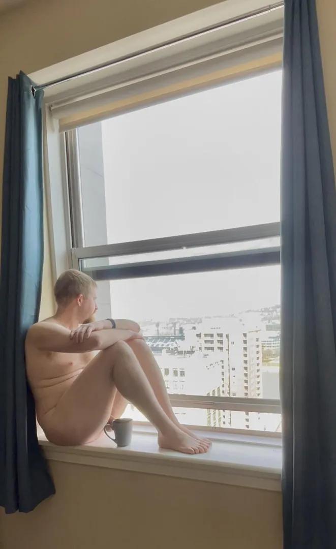 A [wpc] in the window posted by Moondog07