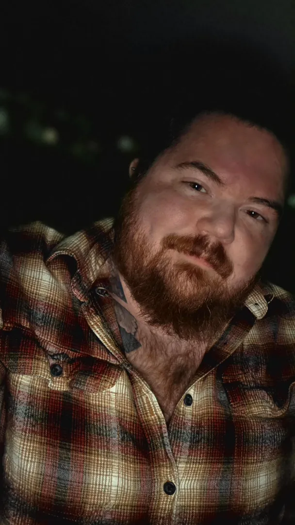 ABQ M4A - 39 FTM here to worship your breasts. DM if interested =3 posted by Dead_Transmission