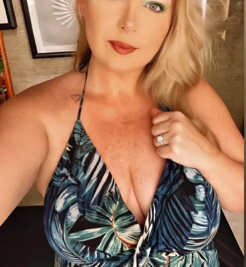 Absolutely love this tropical top ❤️ by TayMadds